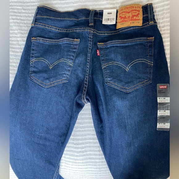 Levi Jeans - 510 30x32 - Picture 2 of 3